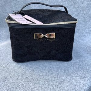 Victoria’s Secret Train Case